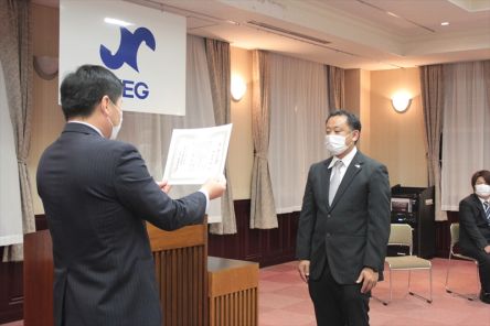 卒会者を送り出しました